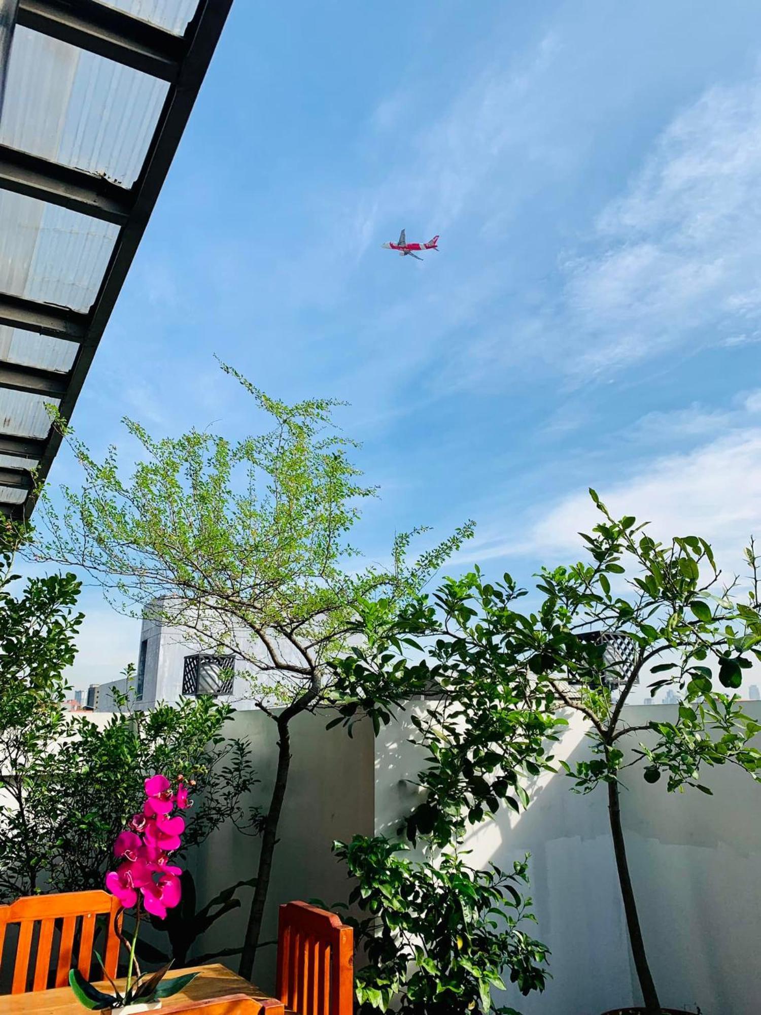 Crosswinds Hotel Paranaque City Eksteriør bilde